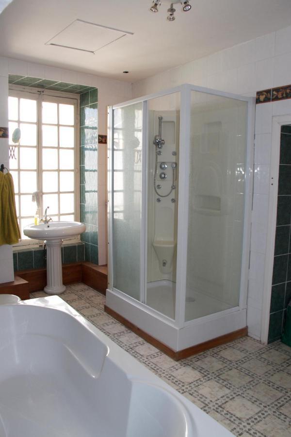 Suite Leon Edoux Saint-Savin  Exterior foto